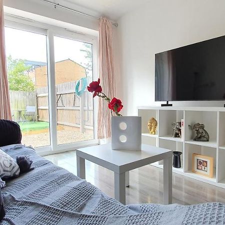 Trendy, Modern Garden Posh Peckham Apartment Londra Esterno foto