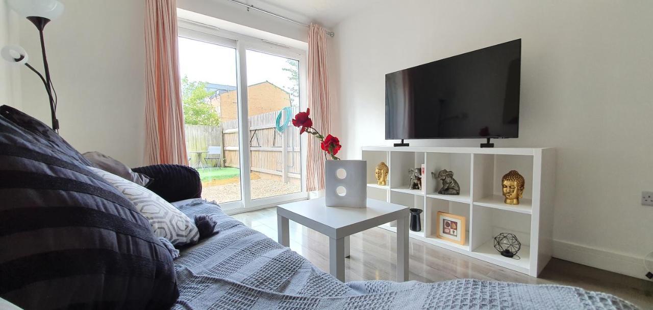 Trendy, Modern Garden Posh Peckham Apartment Londra Esterno foto